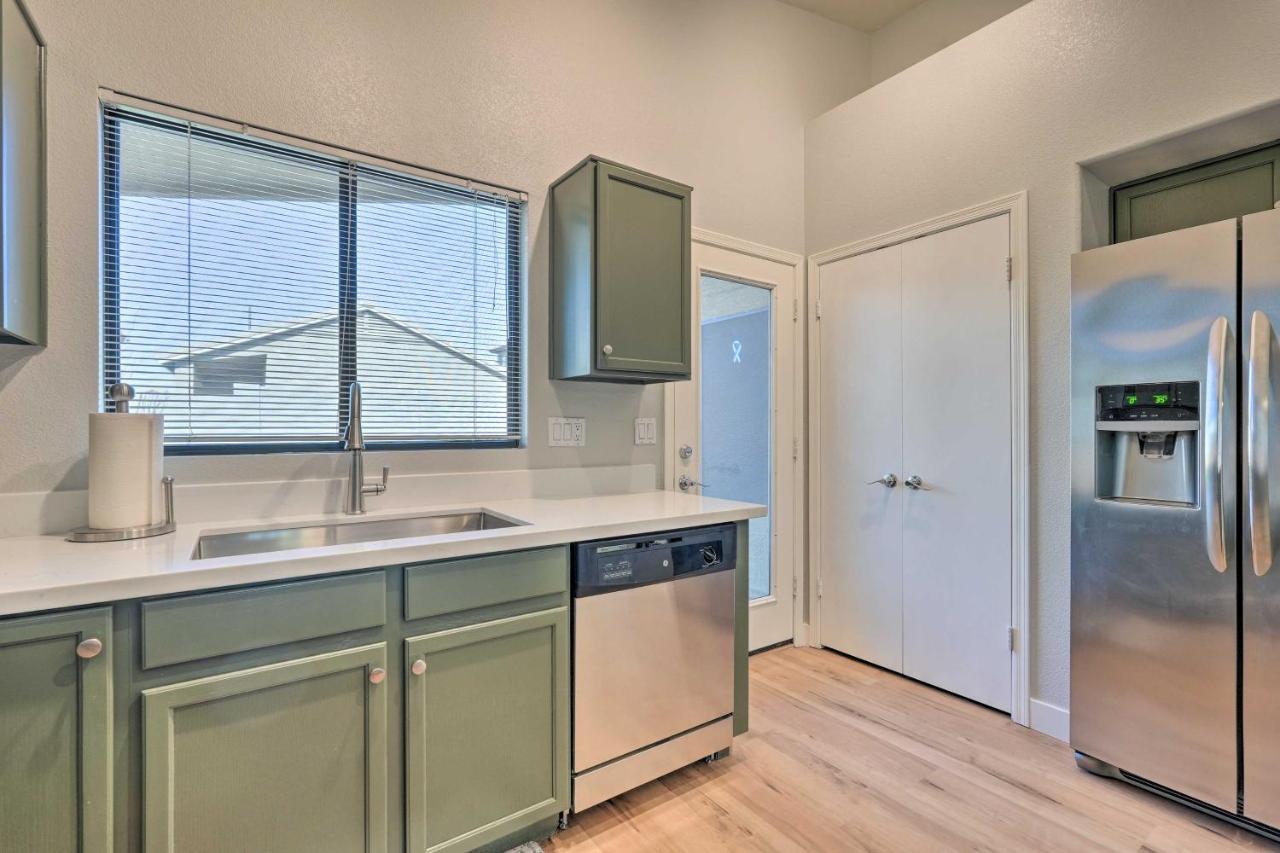 Sunlit Peoria Vacation Rental With Private Yard Exterior foto